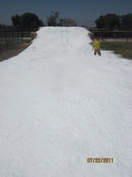 IMG 1130 262x350 - Snow Parties