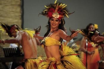 MG 0382 350x233 - Polynesian Shows