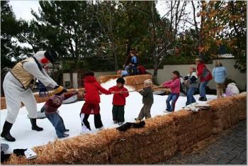 Singhal 171 350x234 - Snow Parties