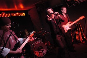 bm1 280x186 custom - Bono