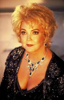 liz2 226x350 - Elizabeth Taylor